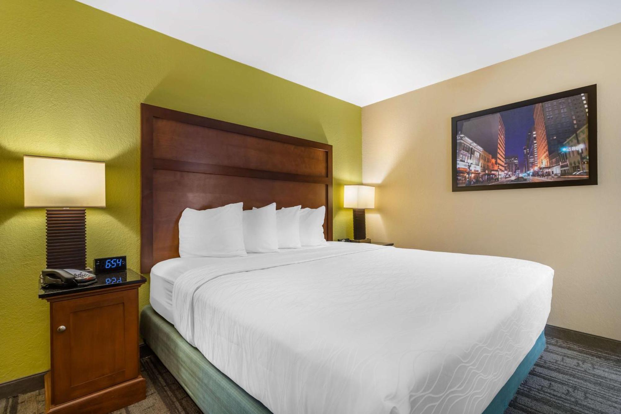 Otel Western Energy Corridor 3*